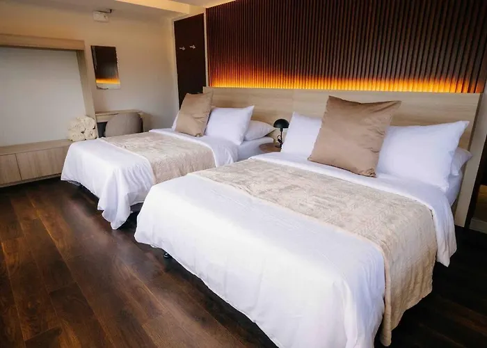 Grey Rock Mountain W/ Private Pool & Jacuzzi Balamban