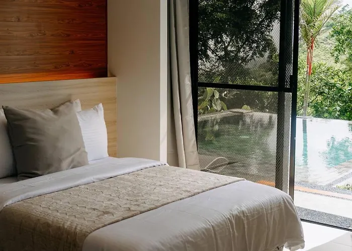 Villa Grey Rock Mountain W/ Private Pool & Jacuzzi