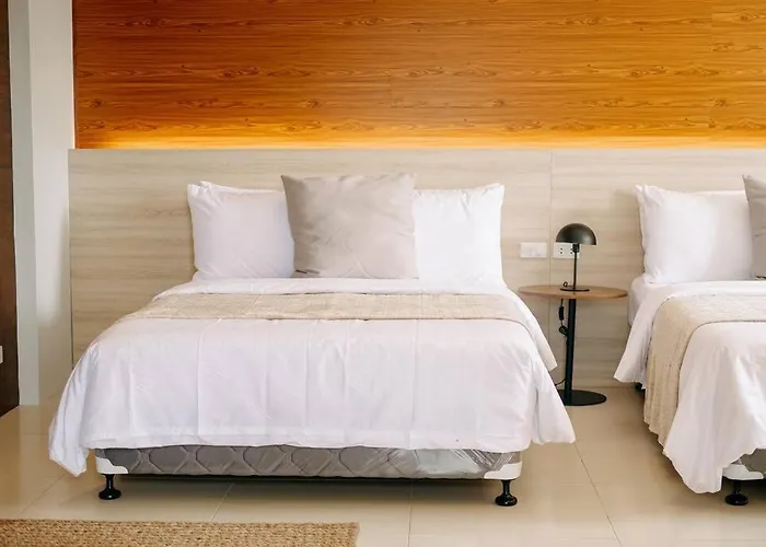 Grey Rock Mountain W/ Private Pool & Jacuzzi Villa Balamban