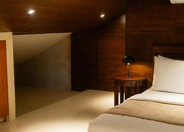 Grey Rock Mountain W/ Private Pool & Jacuzzi * Balamban